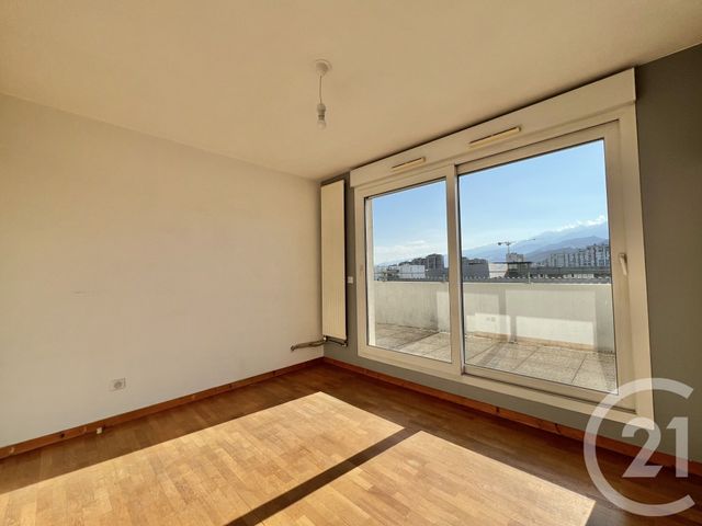 Appartement T3 &agrave; louer - 3 pi&egrave;ces - 70,76 m2 - Grenoble - 38 - RHONE-ALPES