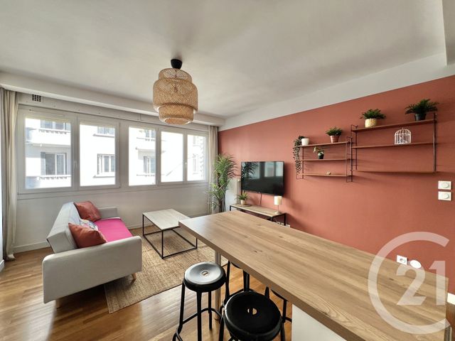 Appartement T4 &agrave; louer - 4 pi&egrave;ces - 64,94 m2 - Grenoble - 38 - RHONE-ALPES