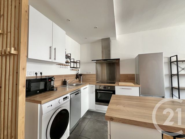 Appartement T4 &agrave; louer - 4 pi&egrave;ces - 64,94 m2 - Grenoble - 38 - RHONE-ALPES