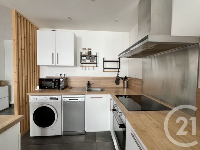 Appartement T4 &agrave; louer - 4 pi&egrave;ces - 64,94 m2 - Grenoble - 38 - RHONE-ALPES