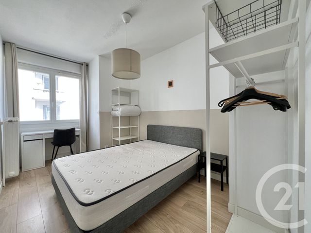 Appartement T4 &agrave; louer - 4 pi&egrave;ces - 64,94 m2 - Grenoble - 38 - RHONE-ALPES