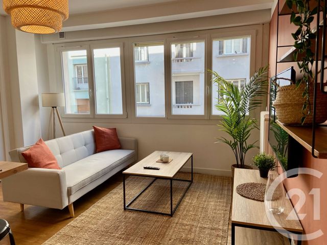 Appartement T3 &agrave; louer - 4 pi&egrave;ces - 64,94 m2 - Grenoble - 38 - RHONE-ALPES