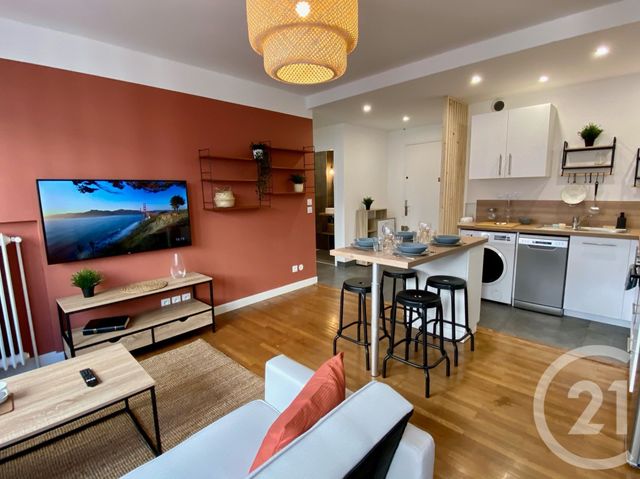 Appartement T3 &agrave; louer - 4 pi&egrave;ces - 64,94 m2 - Grenoble - 38 - RHONE-ALPES
