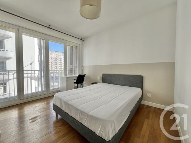 Appartement T4 &agrave; louer - 4 pi&egrave;ces - 64,94 m2 - Grenoble - 38 - RHONE-ALPES