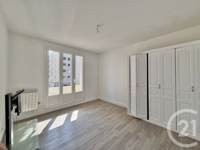 Appartement T3 &agrave; louer - 3 pi&egrave;ces - 82,77 m2 - Grenoble - 38 - RHONE-ALPES