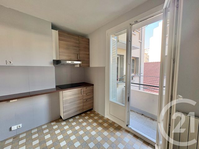 Appartement T3 &agrave; louer - 3 pi&egrave;ces - 82,77 m2 - Grenoble - 38 - RHONE-ALPES
