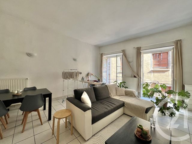 Appartement T3 &agrave; louer - 3 pi&egrave;ces - 62,31 m2 - Grenoble - 38 - RHONE-ALPES