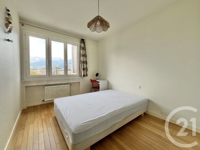 Appartement T4 &agrave; louer - 4 pi&egrave;ces - 84,40 m2 - Grenoble - 38 - RHONE-ALPES