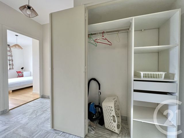 Appartement T4 &agrave; louer - 4 pi&egrave;ces - 84,40 m2 - Grenoble - 38 - RHONE-ALPES