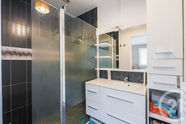 Appartement T4 &agrave; vendre - 4 pi&egrave;ces - 83 m2 - Fontaine - 38 - RHONE-ALPES