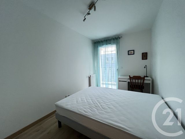Appartement T3 &agrave; louer - 3 pi&egrave;ces - 72,40 m2 - Grenoble - 38 - RHONE-ALPES