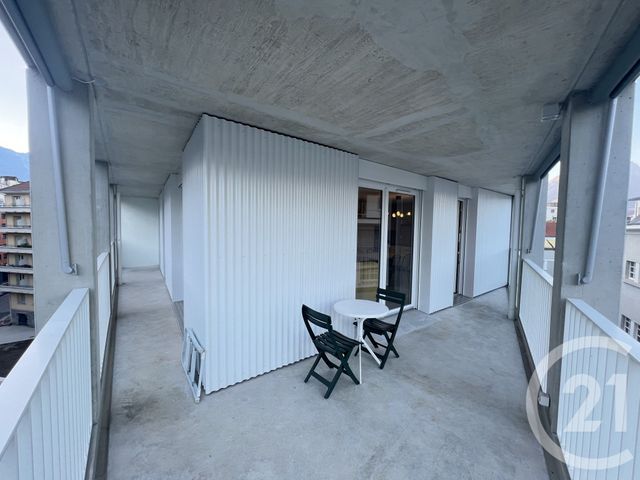 Appartement T3 &agrave; louer - 3 pi&egrave;ces - 72,40 m2 - Grenoble - 38 - RHONE-ALPES