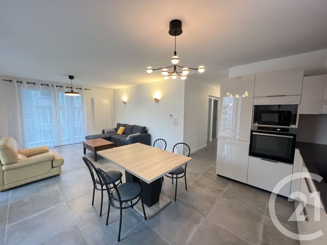 Appartement T3 &agrave; louer - 3 pi&egrave;ces - 72,40 m2 - Grenoble - 38 - RHONE-ALPES