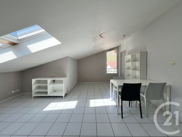 Appartement T2 &agrave; louer - 2 pi&egrave;ces - 39,38 m2 - Vif - 38 - RHONE-ALPES