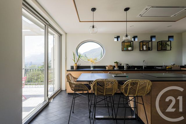 Maison &agrave; vendre - 8 pi&egrave;ces - 256 m2 - Corenc - 38 - RHONE-ALPES
