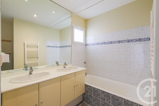 Appartement T3 &agrave; vendre - 3 pi&egrave;ces - 74 m2 - Grenoble - 38 - RHONE-ALPES