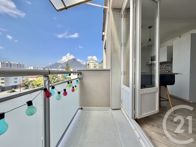 Appartement T3 &agrave; louer - 3 pi&egrave;ces - 59,05 m2 - Grenoble - 38 - RHONE-ALPES