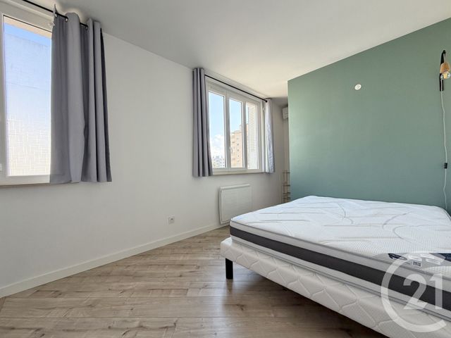 Appartement T3 &agrave; louer - 3 pi&egrave;ces - 59,05 m2 - Grenoble - 38 - RHONE-ALPES