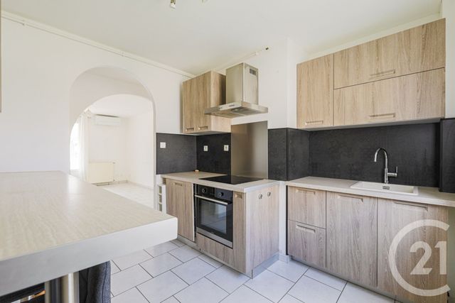 Appartement &agrave; vendre - 3 pi&egrave;ces - 63 m2 - Fontaine - 38 - RHONE-ALPES