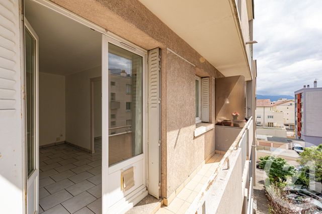 Appartement &agrave; vendre - 3 pi&egrave;ces - 63 m2 - Fontaine - 38 - RHONE-ALPES