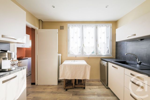 Appartement T3 &agrave; vendre - 3 pi&egrave;ces - 73 m2 - St Martin D Heres - 38 - RHONE-ALPES