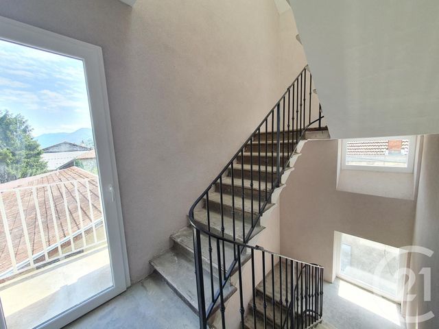 Appartement T3 &agrave; louer - 3 pi&egrave;ces - 68,06 m2 - Villard Bonnot - 38 - RHONE-ALPES