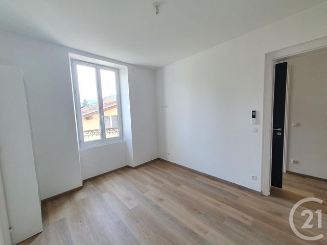 Appartement T3 &agrave; louer - 3 pi&egrave;ces - 68,06 m2 - Villard Bonnot - 38 - RHONE-ALPES