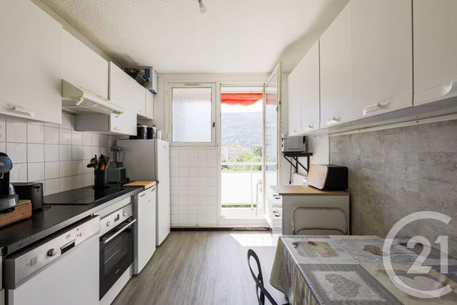 Appartement T4 &agrave; vendre - 4 pi&egrave;ces - 66,44 m2 - Seyssins - 38 - RHONE-ALPES
