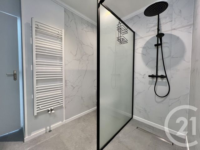Appartement T2 &agrave; louer - 2 pi&egrave;ces - 40,70 m2 - Grenoble - 38 - RHONE-ALPES