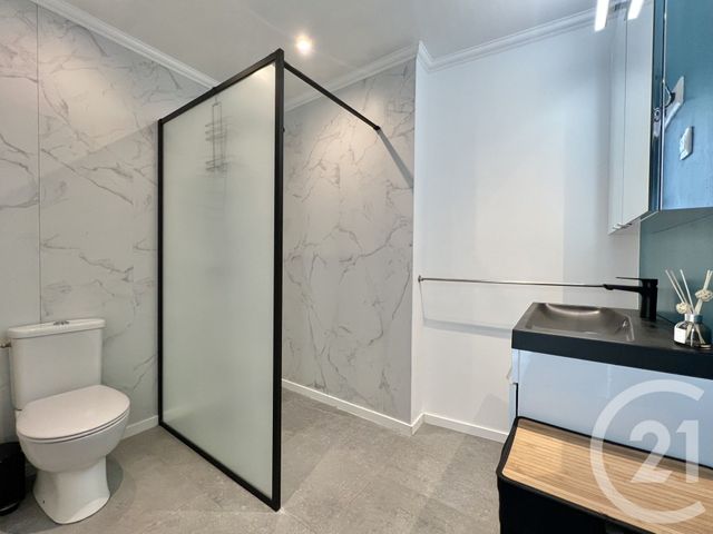 Appartement T2 &agrave; louer - 2 pi&egrave;ces - 40,70 m2 - Grenoble - 38 - RHONE-ALPES