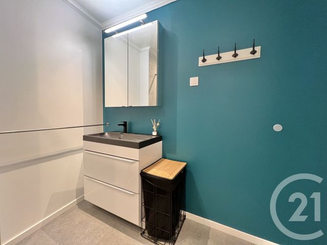 Appartement T2 &agrave; louer - 2 pi&egrave;ces - 40,70 m2 - Grenoble - 38 - RHONE-ALPES