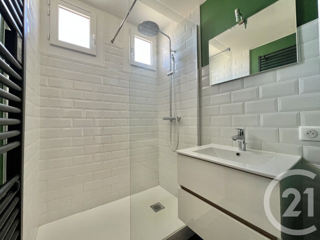 Appartement T3 &agrave; louer - 3 pi&egrave;ces - 49,46 m2 - Seyssinet Pariset - 38 - RHONE-ALPES