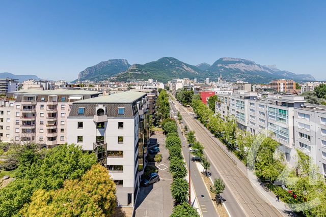 Appartement T4 &agrave; louer - 4 pi&egrave;ces - 66,44 m2 - Grenoble - 38 - RHONE-ALPES