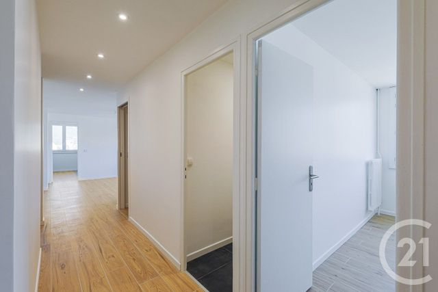 Appartement T4 &agrave; louer - 4 pi&egrave;ces - 66,44 m2 - Grenoble - 38 - RHONE-ALPES