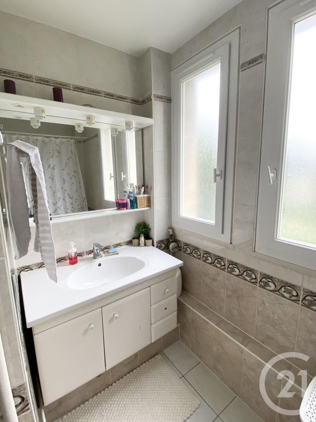 Appartement a louer sarcelles - 4 pièce(s) - 62.8 m2 - Surfyn