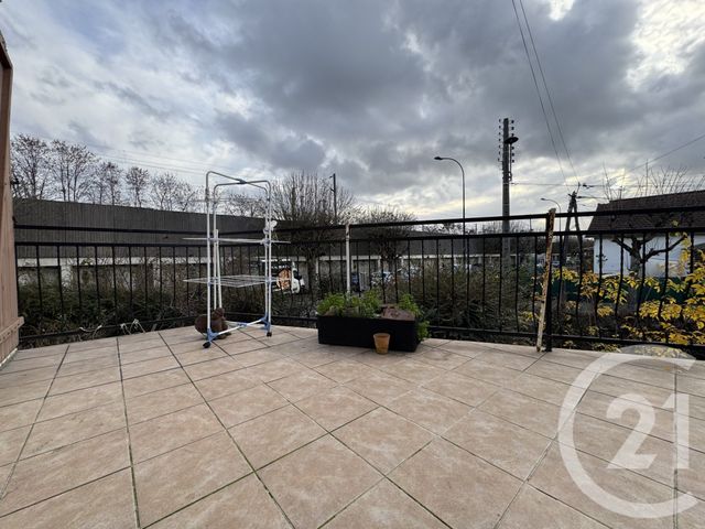 Maison à vendre - 5 pièces - 81 m2 - Stains - 93 - ILE-DE-FRANCE