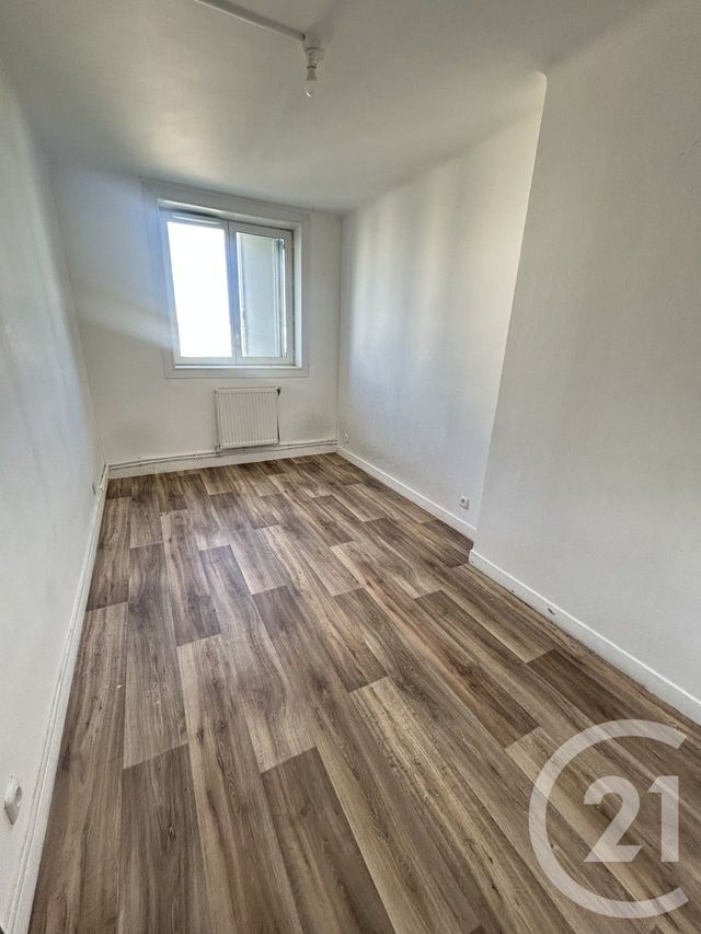 Appartement F4 à louer - 4 pièces - 65,13 m2 - Villiers Le Bel - 95 - ILE-DE-FRANCE