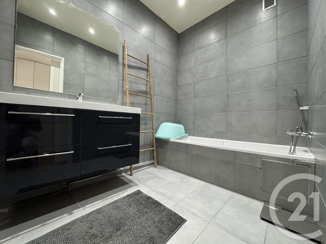 Appartement F5 &agrave; vendre - 5 pi&egrave;ces - 121,51 m2 - Sarcelles - 95 - ILE-DE-FRANCE