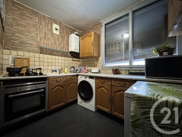 Appartement F4 à vendre - 4 pièces - 65 m2 - Sarcelles - 95 - ILE-DE-FRANCE