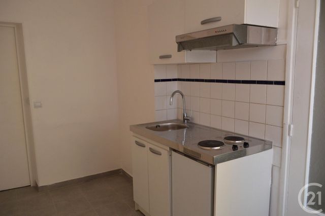 Appartement F1 &agrave; louer - 1 pi&egrave;ce - 24,62 m2 - St Denis - 93 - ILE-DE-FRANCE