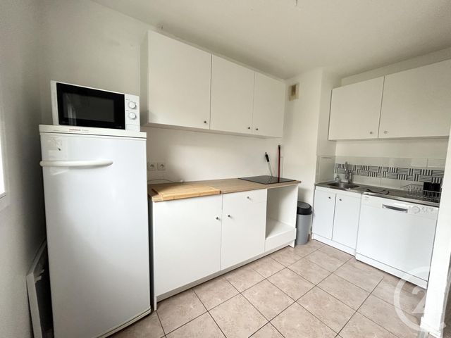 Appartement F2 &agrave; louer - 2 pi&egrave;ces - 43,25 m2 - La Plaine St Denis - 93 - ILE-DE-FRANCE