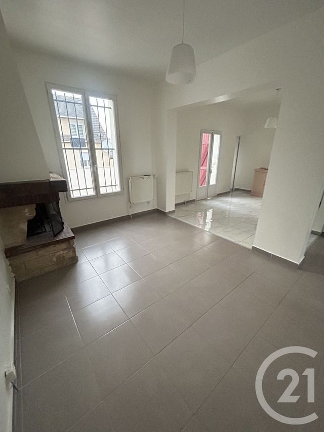 Maison &agrave; louer - 4 pi&egrave;ces - 73 m2 - Garges Les Gonesse - 95 - ILE-DE-FRANCE