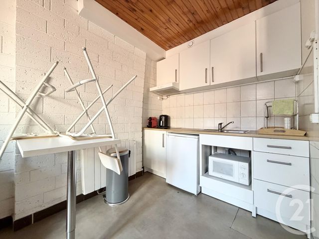Appartement Studio &agrave; louer - 1 pi&egrave;ce - 22,78 m2 - La Plaine St Denis - 93 - ILE-DE-FRANCE
