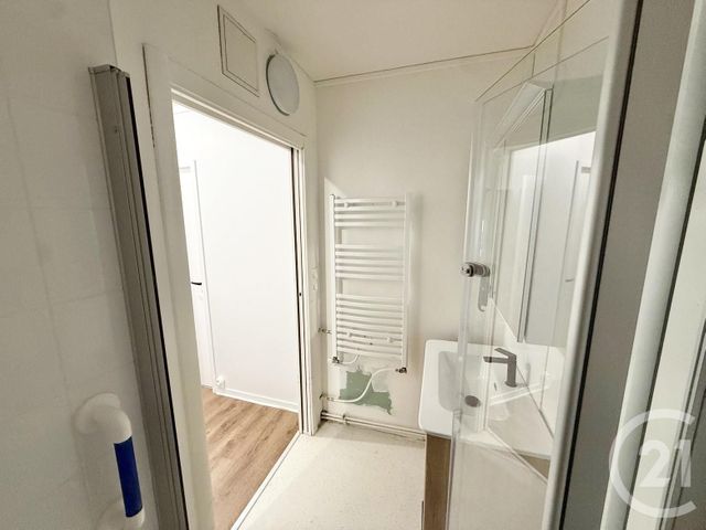 Appartement F4 &agrave; louer - 4 pi&egrave;ces - 77 m2 - Senlis - 60 - PICARDIE