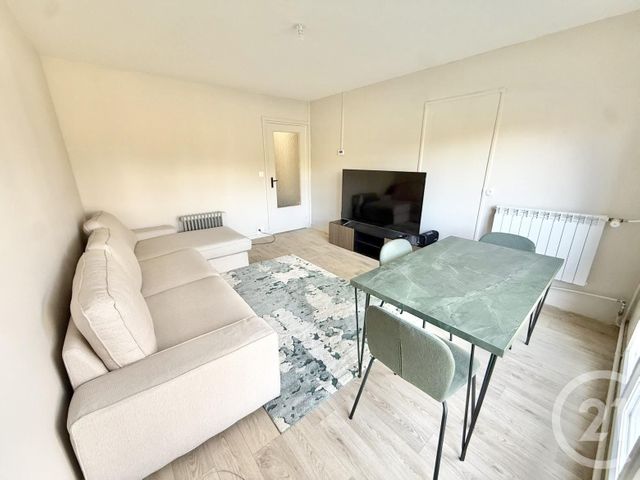 Appartement F4 &agrave; louer - 4 pi&egrave;ces - 77 m2 - Senlis - 60 - PICARDIE