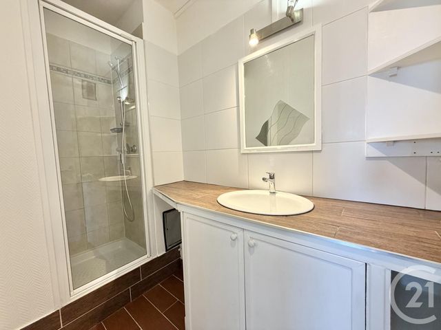 Appartement F2 &agrave; louer - 2 pi&egrave;ces - 40,30 m2 - St Denis - 93 - ILE-DE-FRANCE