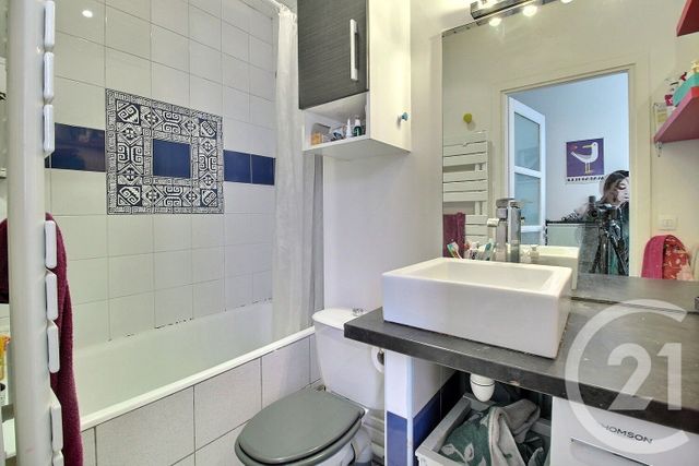 Appartement Duplex à vendre - 4 pièces - 64 m2 - Pantin - 93 - ILE-DE-FRANCE