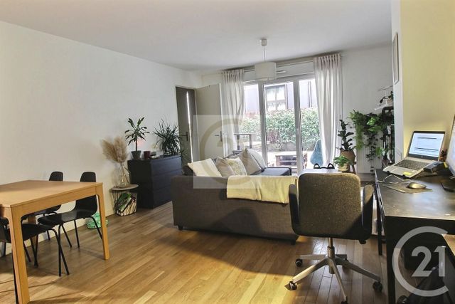 Appartement F2 à vendre - 2 pièces - 54,90 m2 - Pantin - 93 - ILE-DE-FRANCE