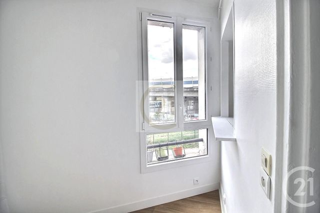 Appartement à vendre - 2 pièces - 28,01 m2 - Pantin - 93 - ILE-DE-FRANCE