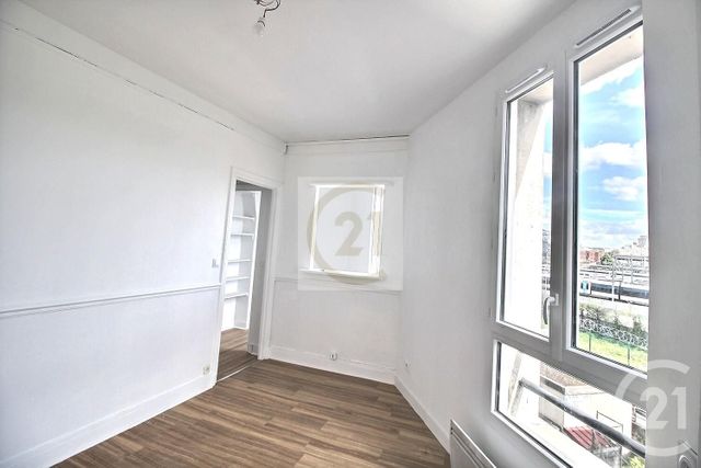 Appartement à vendre - 2 pièces - 28,01 m2 - Pantin - 93 - ILE-DE-FRANCE
